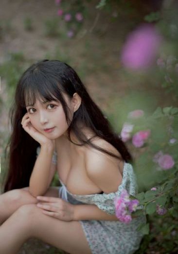 校花掀起裙底给我喂精子小说_BD全集免费观看