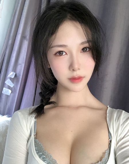 蜜桃臀工地嫂_1080免费在线观看