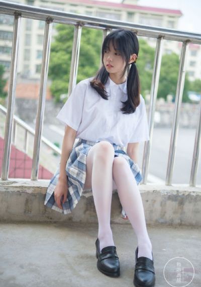 芳草地电影免费观看_视频大全成人直接看