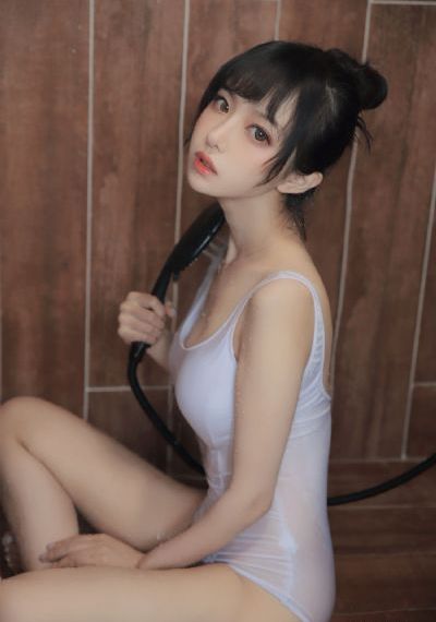 安吉丽娜无删减在线视频播放_720免费观看
