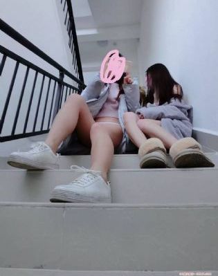 三年片在线观看免费观看大全人守_BD韩语免费观看视频